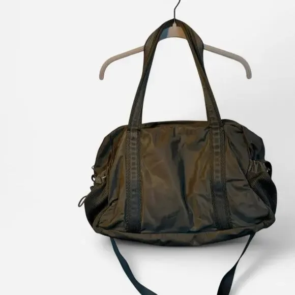 Lululemon + Athletica Everywhere Bag 27L